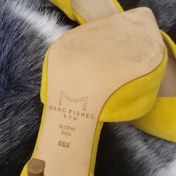 Marc Fisher Pumps - Picture 3 of 5